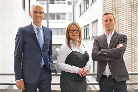 Rechtsanwälte .